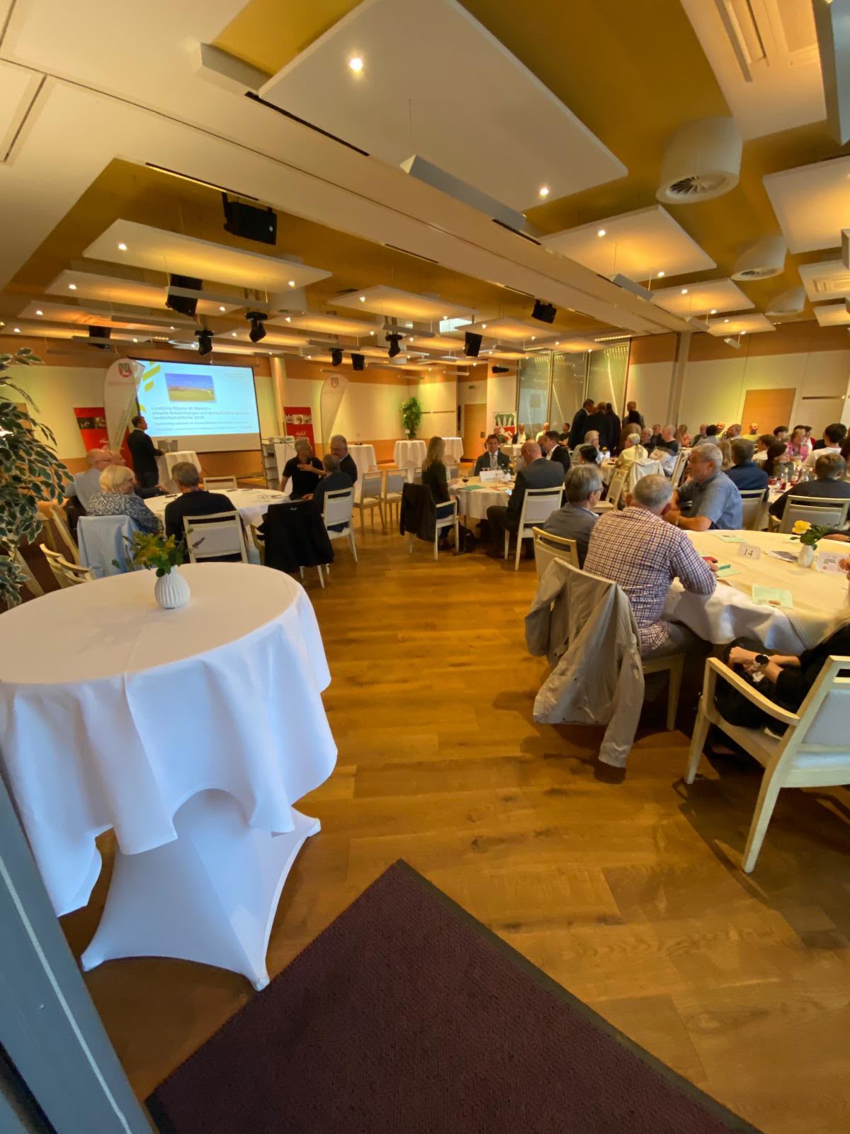Podiumsdiskussion